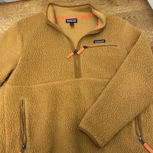 Patagonia Quarter Zip